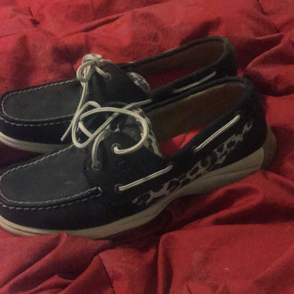 Women’s BRAND NEW sperrys!
